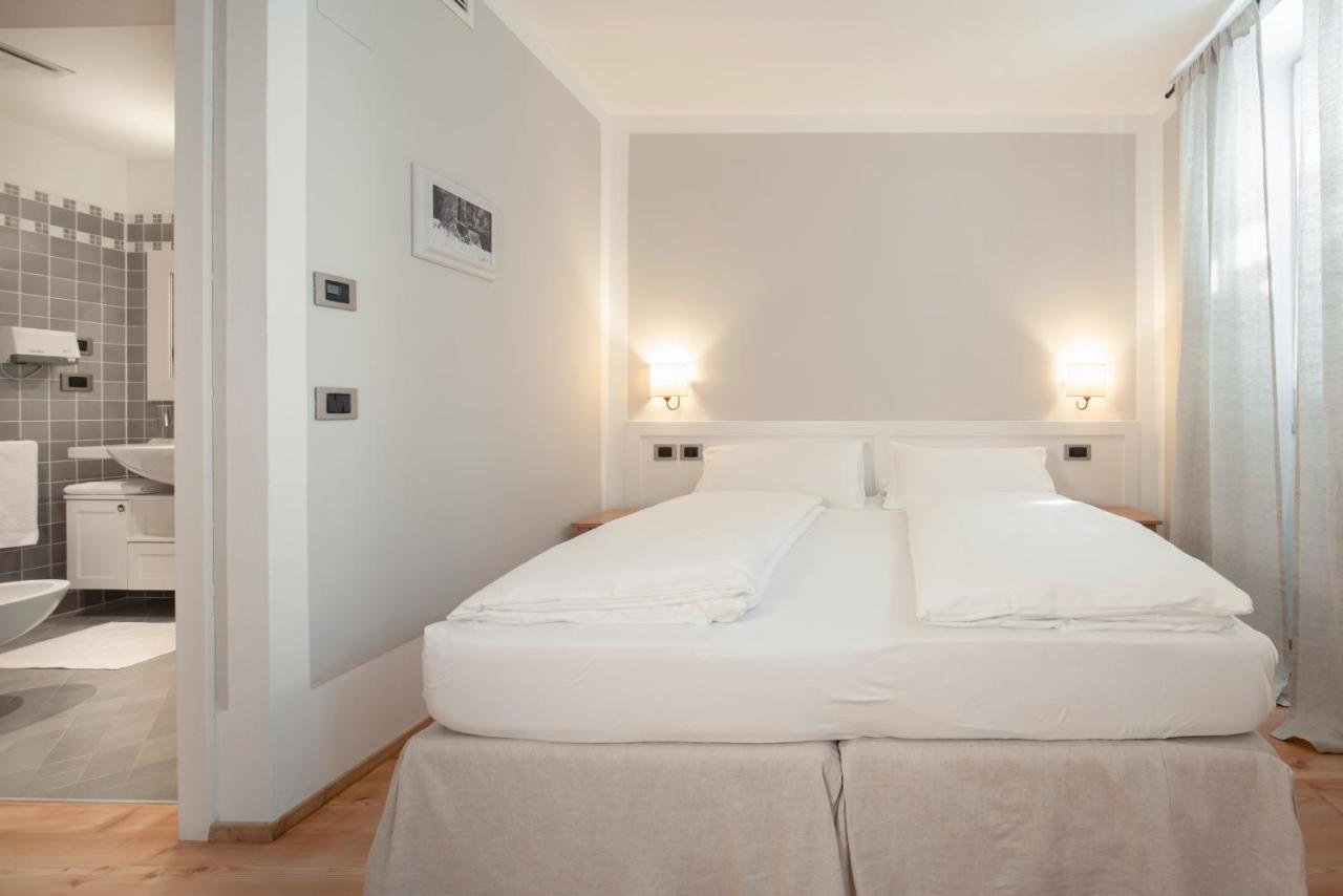 La Canonica Suite Apartments New Location Trient Exterior foto