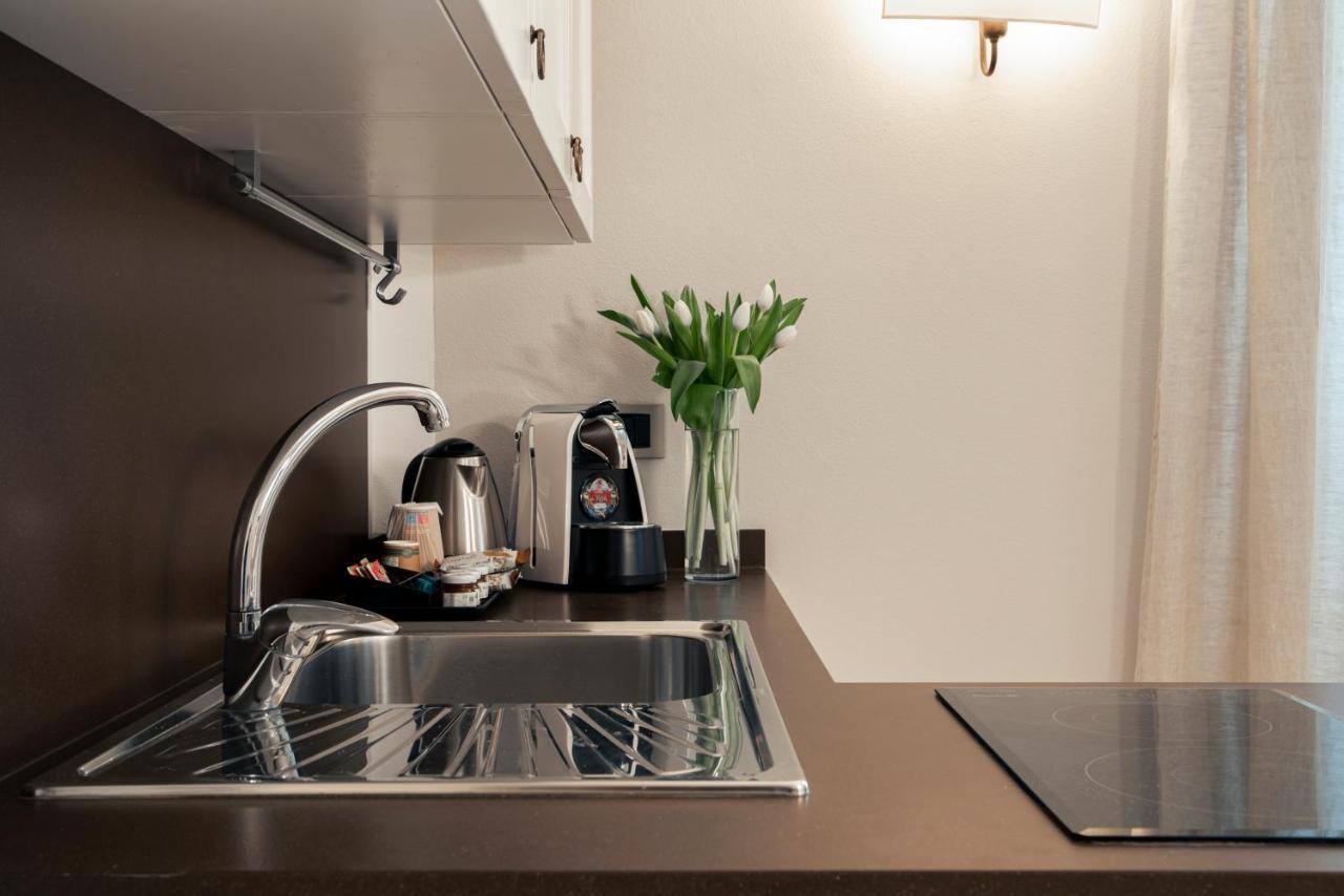 La Canonica Suite Apartments New Location Trient Exterior foto