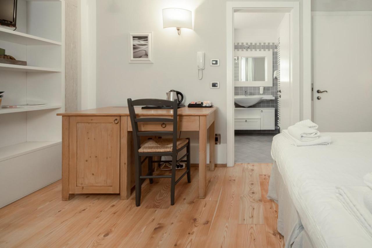 La Canonica Suite Apartments New Location Trient Exterior foto